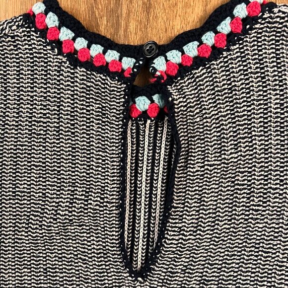 THML Sleeveless Sweater Tank Crochet Neckline Sz XS - Picture 9 of 12